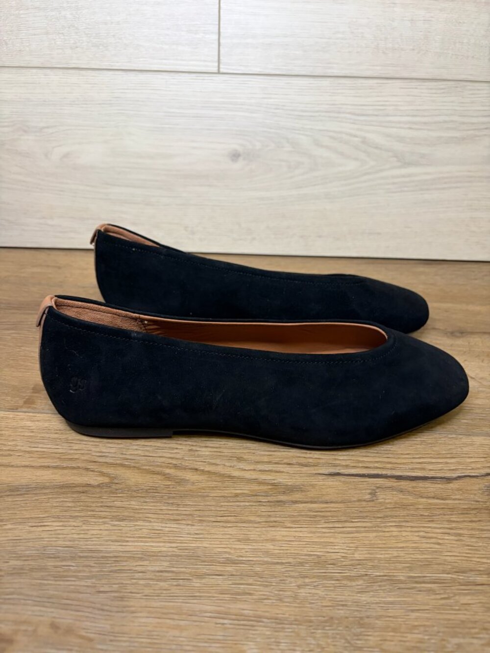 Gentle Souls Willow Light Ballet Flats Shoes black Suede Size 9